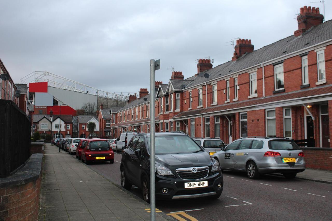 Beautiful, Spacious, Old Trafford Home Манчестер Экстерьер фото